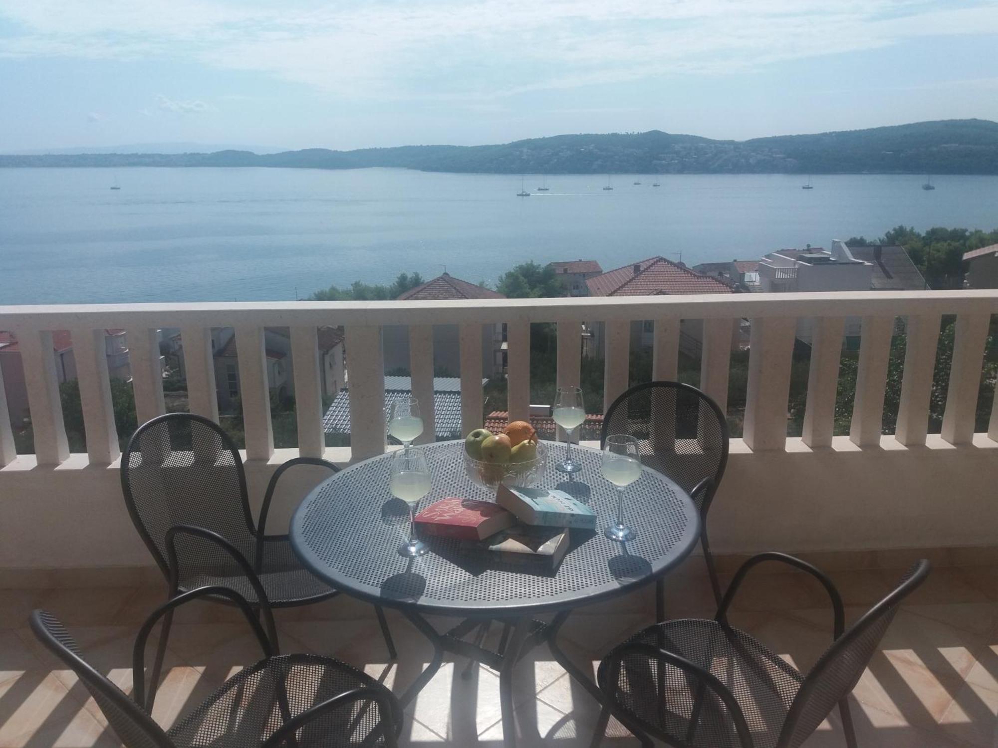 Apartment Julio Τρογκίρ Εξωτερικό φωτογραφία