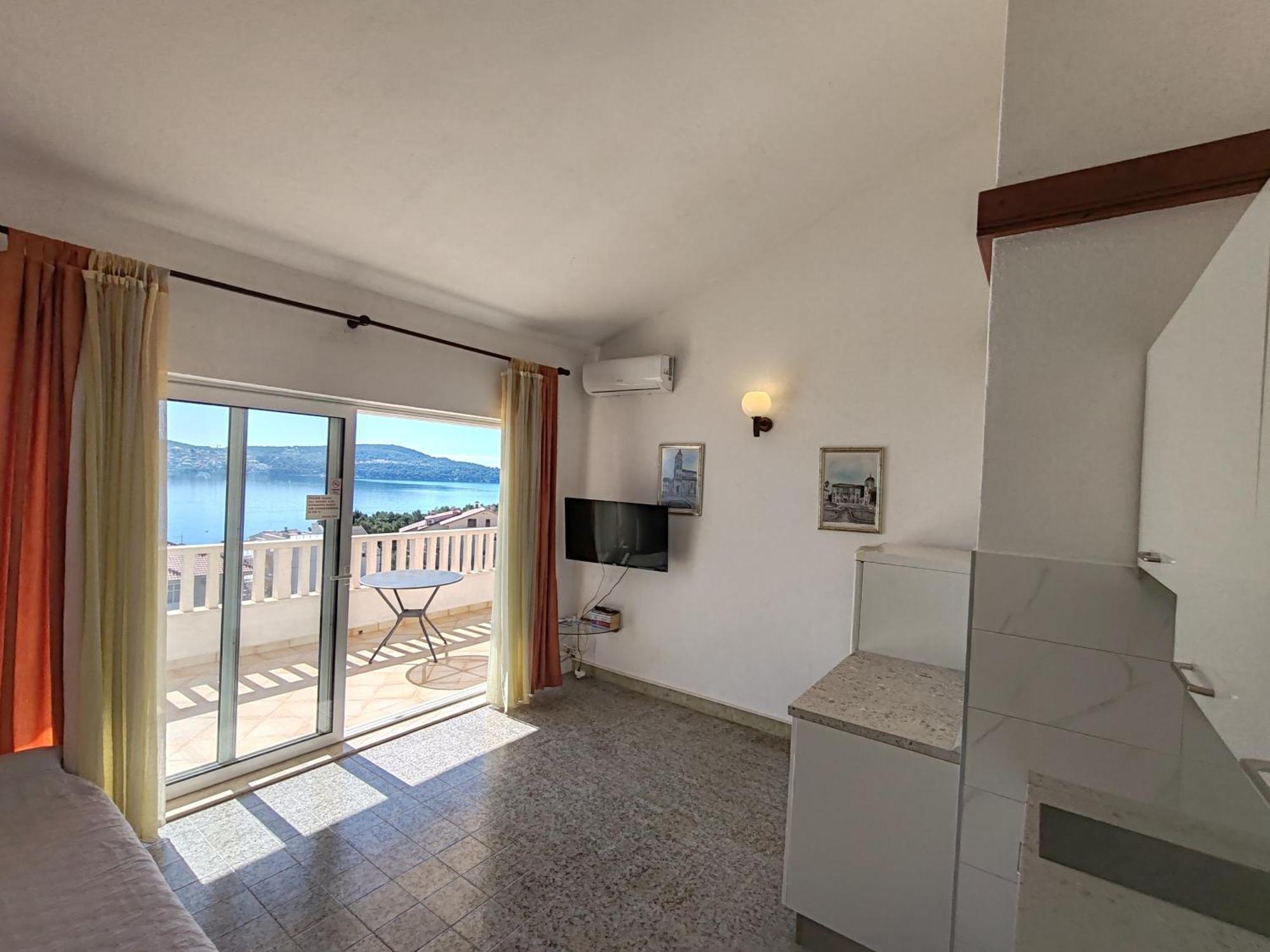 Apartment Julio Τρογκίρ Εξωτερικό φωτογραφία